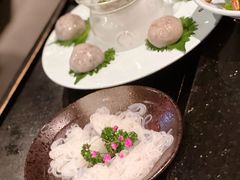 爆浆手打虾丸-捞王猪肚鸡火锅(财富中心店)