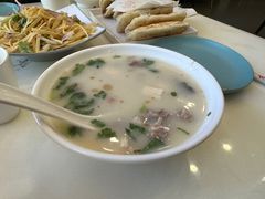 -高玛纳驴肉火烧(一世界店)