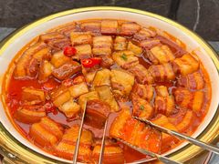 -金滏山·烤肉海鲜火锅自助(襄阳万达店)