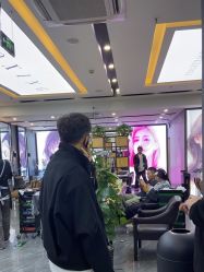 -藤野造型烫染·漂发