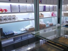 -上海哈尔滨食品厂(淮海中路店)