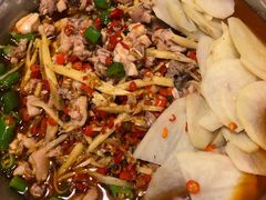 -兔行天下-鸿鹤鲜锅兔(中海国际店)