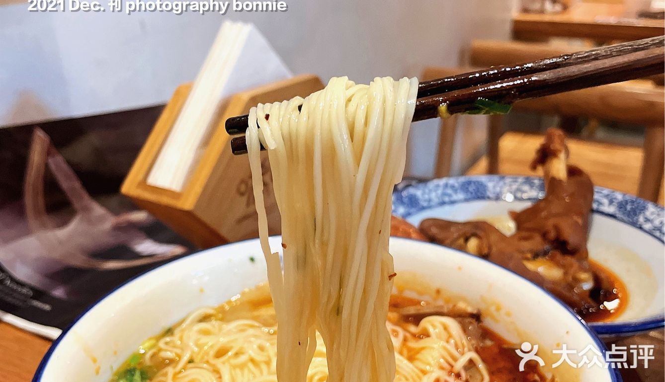 地道兰州牛肉拉面只认唏嘛香