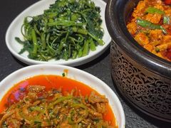 -万重锦·人文川菜馆(骡马市店)