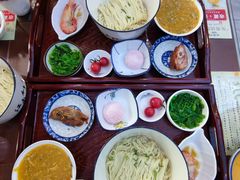 -百年老字号·观振兴蟹黄面·三虾面·苏式面(观前街富仁坊巷店)