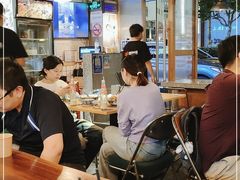 大堂-赣南粉局·江西小炒·锅气炒粉(人民广场店)