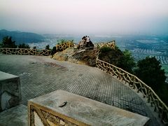 -鬼笑石后山停车场