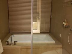 -扬州东关街文昌阁桔子水晶酒店