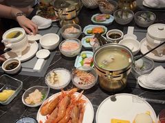 -半岛翡丽海鲜自助餐厅(观风亭店)