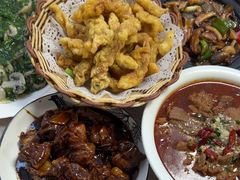 -胡子饮食店