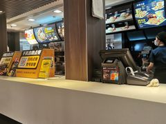 -麦当劳(丽江玉河广场店)
