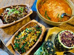 基诺茶叶炒牛肉-基诺山寨.版纳民族特色菜