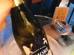 -临界音乐酒馆·小龙虾·江湖菜(华熙LIVE·鱼洞店)
