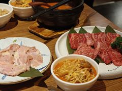 -炼火烤肉店