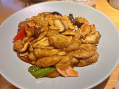 -蜜桃餐厅·伴山(海岸城店)