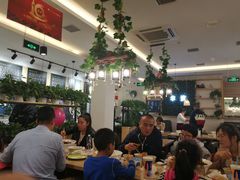大堂-拿渡·水煮鱼麻辣香锅(王府井奥莱·香江小镇店)