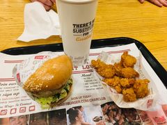 -The Habit Burger Grill 哈比特汉堡(爱琴海店)