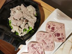 -茅草房·河畔园林火锅