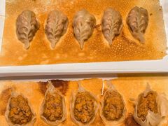 -品海楼·大连海胆锅贴馆(东港店)