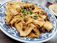 -壹阁胡羊焖饼(特色小吃街店)