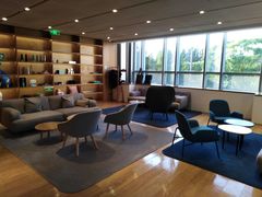 -蔚来中心(北京中关村店)