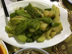 -穆豪麦蒸碗羊羔肉