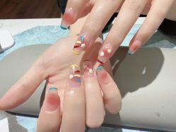 -甲·铺轻奢美甲美睫