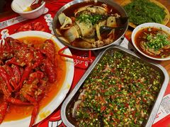 -李双猪·小龙虾·烧烤·羊肉煲(乐山店)