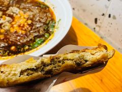 -钟方模白家肥肠粉(春熙店)