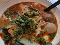 -小蛮椒麻辣烫·麻辣拌(青浦宝龙店)