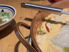 -洱火云南酸菜牛肉火锅(石景山当代商城店)