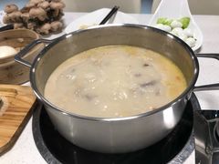 -煲王粤菜餐厅(中侨中心店)