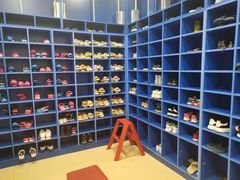 -戊辰亲子游泳俱乐部