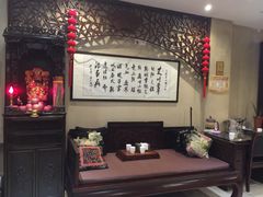 -莱蔻·圣灸堂·推拿艾灸(天山店)