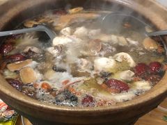 -威邵鸡煲(西华路总店)