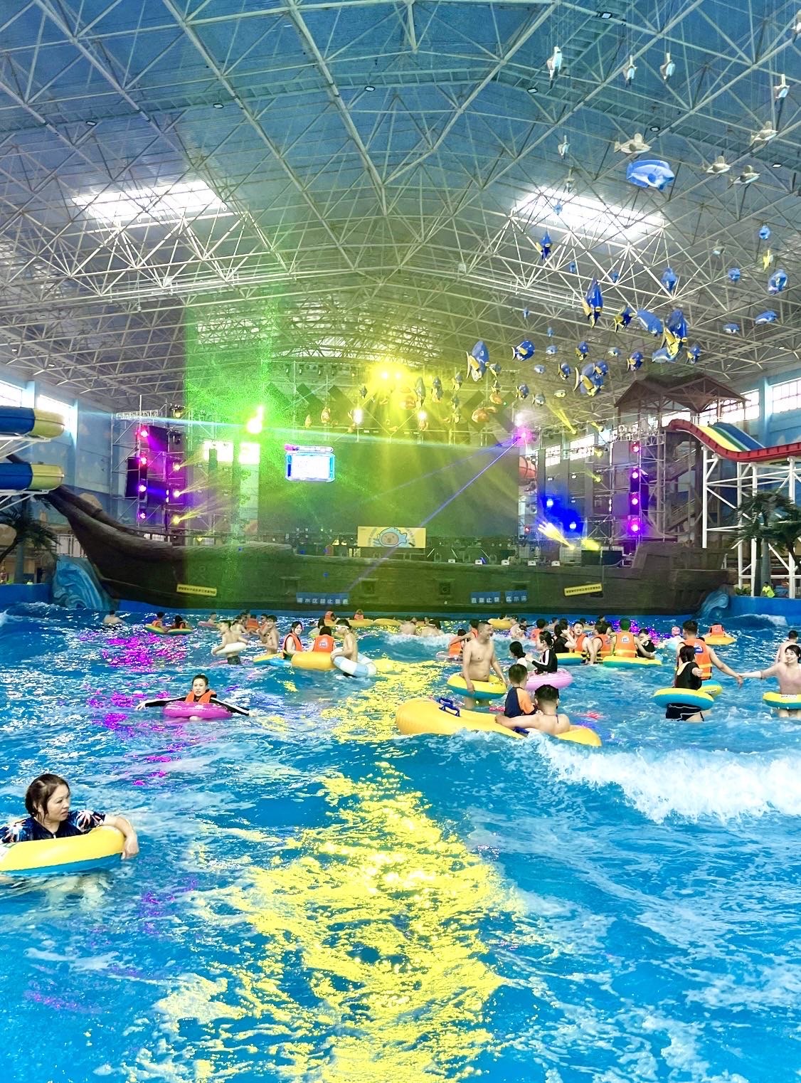 长春新海之恋水世界