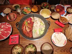 -萍姐火锅·公路夜市(武汉首店)
