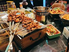 -路边边地标烧烤·川菜·小龙虾·音乐酒馆(良乡长虹店)