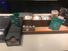 -星巴克(宝山万达店)