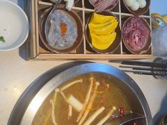 -芈重山老火锅(广州首店)