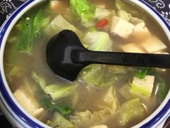 -八两八金·莱芜特色炒鸡(市南漳浦路店)