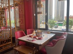 靠窗位-豆花姐烂豆花火锅(水屯北路恒大滨河店)