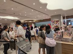 -泡泡玛特POPMART(国金街店)