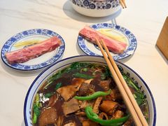 -镇南锅盖面馆(解放路店)