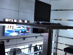-杭州西湖保时捷售后服务中心(绍兴路店)