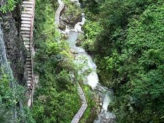 -鹿院坪生态旅游景区