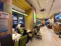 -乐凯撒披萨(汇港购物中心店)