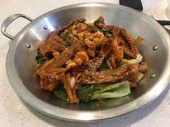-张大师鸭爪爪特色干锅(南湖店)