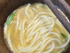 -良米山·云南野生菌过桥米线(上海首店)