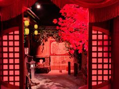 -暴风岛沉浸式体验馆(百联世纪店)